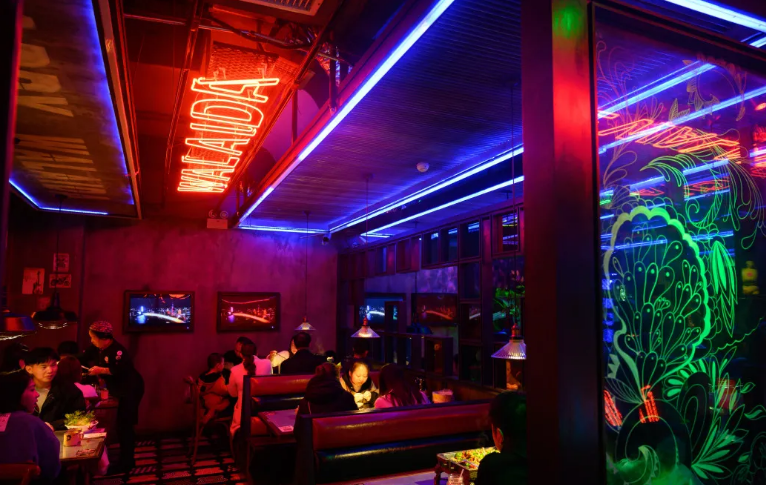 蛙来哒1.0门店风格 蛙来哒1.0门店风格